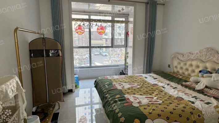 长龙国际二手房实景图