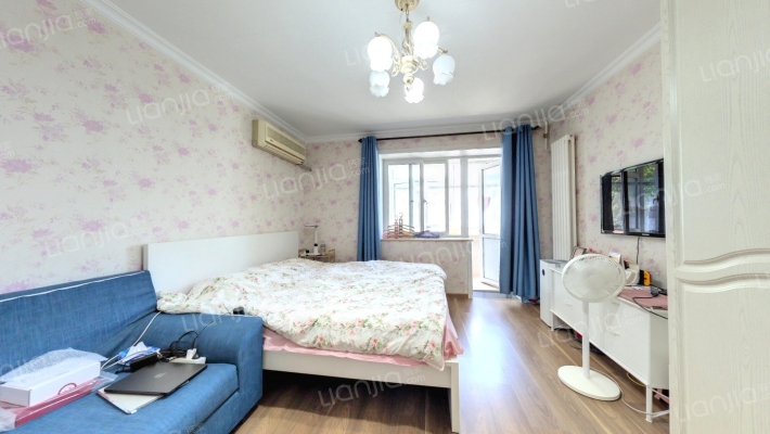 宋庄路甲12号院二手房实景图