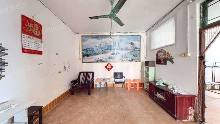 海南省疾病预防控制中心生活小区二手房实景图