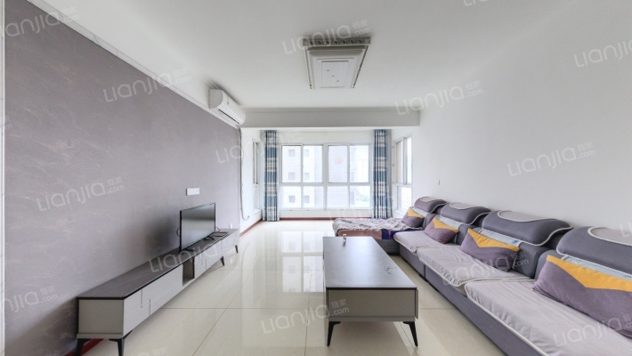 唐樾六和坊二手房实景图