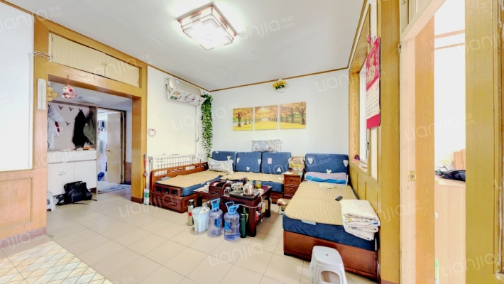 新华书店宿舍二手房实景图