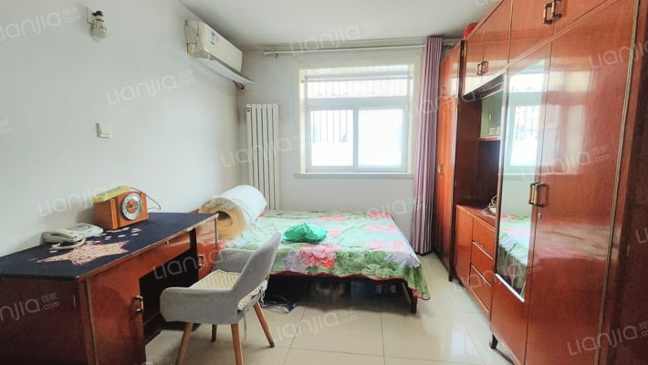 巧工里二手房实景图