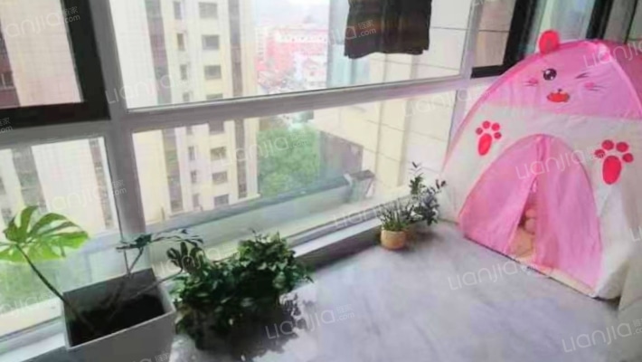 德信御府品质社区，精装修，有房本，不临铁路-阳台