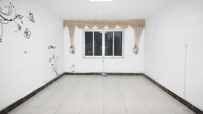 汉兴路59号院二手房实景图