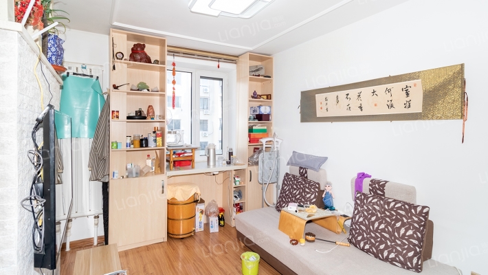 福春六社区二手房实景图