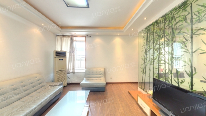 宝成公寓二手房实景图