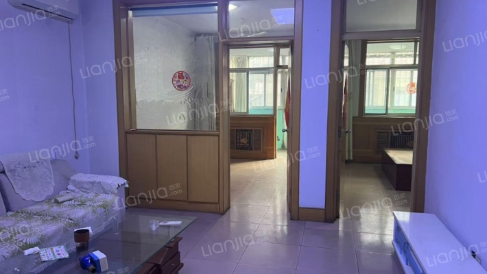 附小家属院二手房实景图