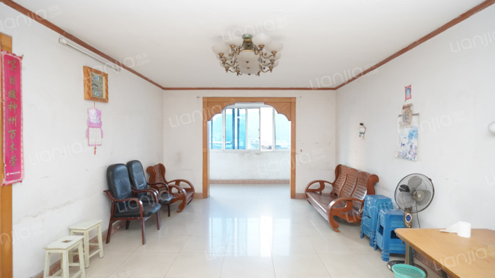 百安大道135号二手房实景图