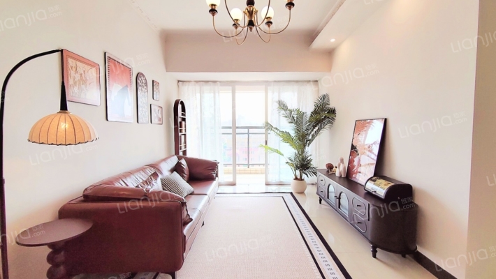 天诚国际二手房实景图