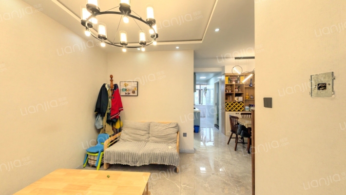 瑞士家园二手房实景图