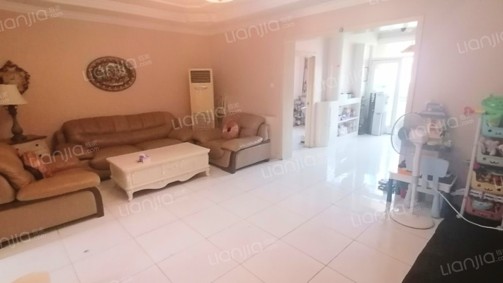 此房满五唯一 税费低  交通便利-客厅