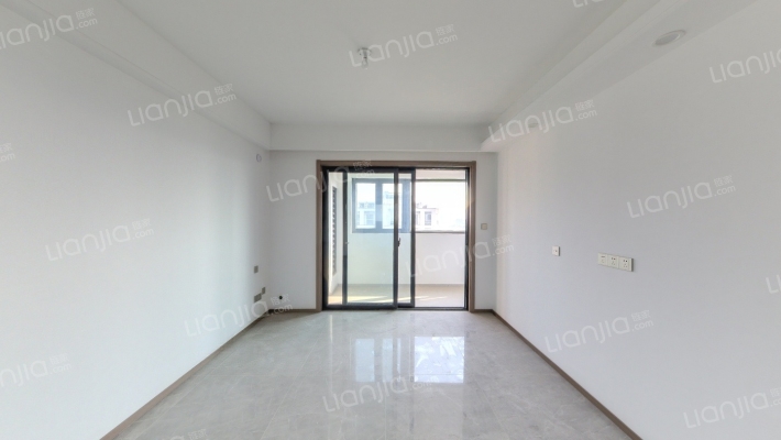 卓越华禧铭苑西区二手房实景图