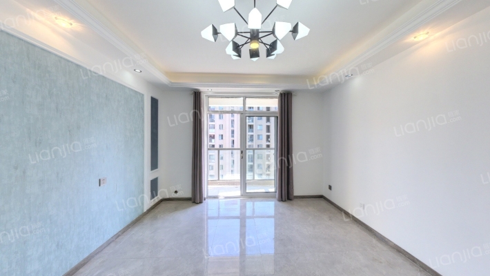 江南春晓东区二手房实景图