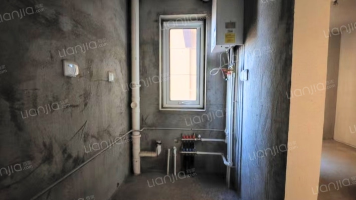 全南向两居，业主诚心出售，可以看房子，北京通勤方便-厨房