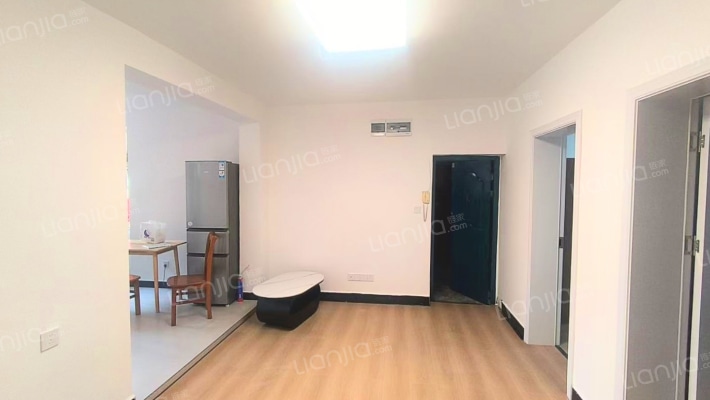 华侨友谊公司宿舍二手房实景图