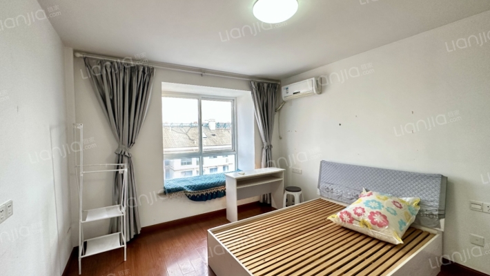 名校嘉园二手房实景图