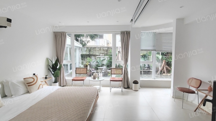 大龙别墅B区二手房实景图