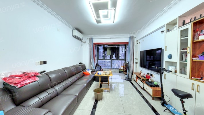 恒基凯旋门三C期二手房实景图