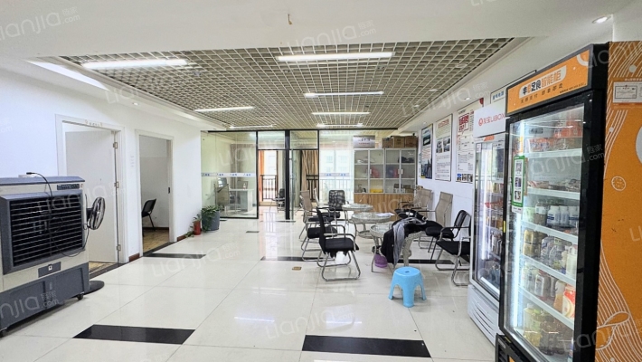 云纺国际商厦二手房实景图