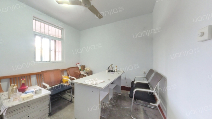 电工材料厂家属院二手房实景图