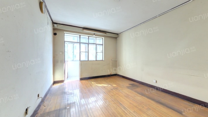 财大小区二手房实景图