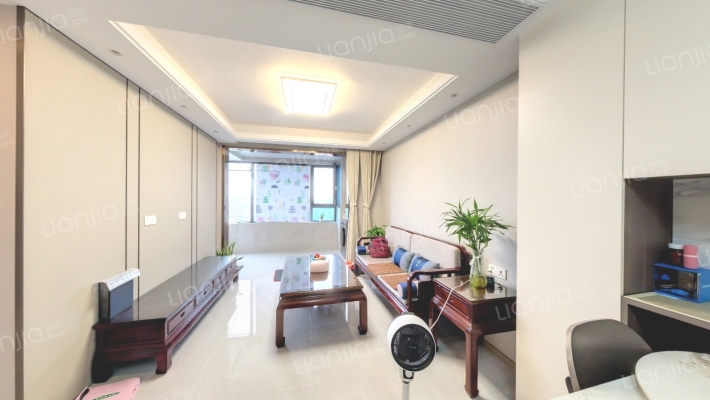 融信青澜二手房实景图