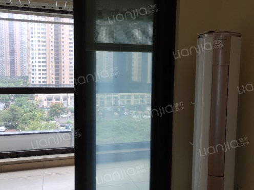 整租·碧桂园翡翠华府 4室2厅 南