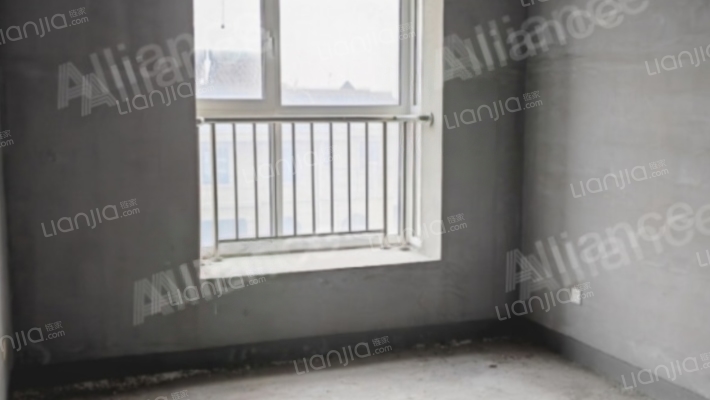 采光视野好，地上可停车方便，小区里有高层和别墅-卧室A