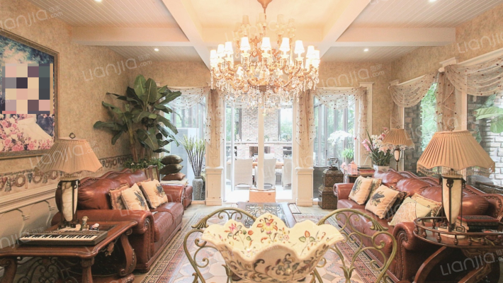 美式精装独栋别墅，带800多平的大花园业主忍疼割爱-客厅C