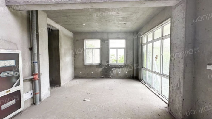 龙湘美境二手房实景图