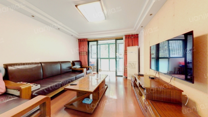 靖宇家园二手房实景图