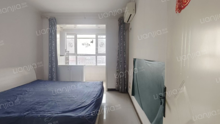 金阳瑞景 2室1厅 南 北-卧室A