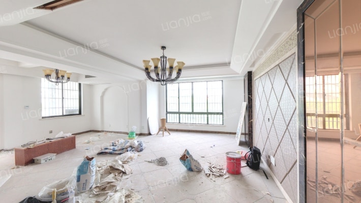 东方名嘉南区二手房实景图