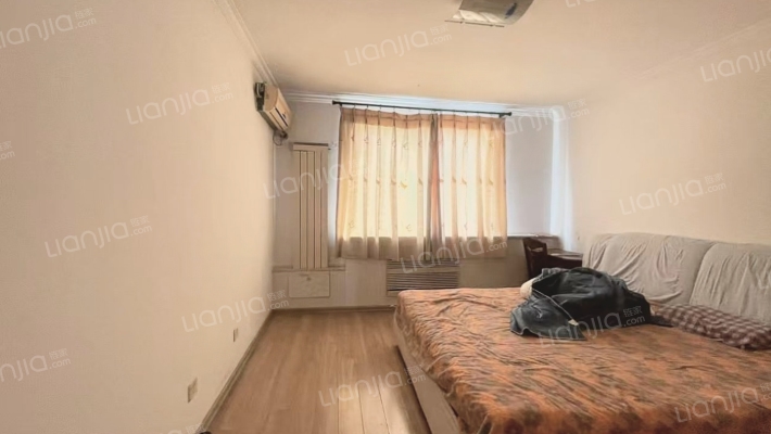 物探局  广安B区   5-6层  阁楼-卧室C