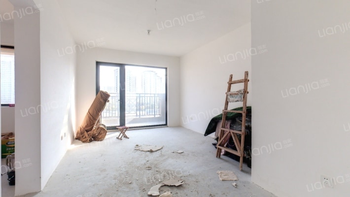 中航绿城理想城百合花园二手房实景图