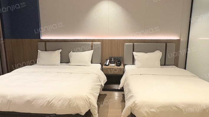 兴旺双铁城二手房实景图