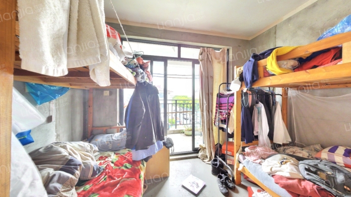佘山家园二手房实景图