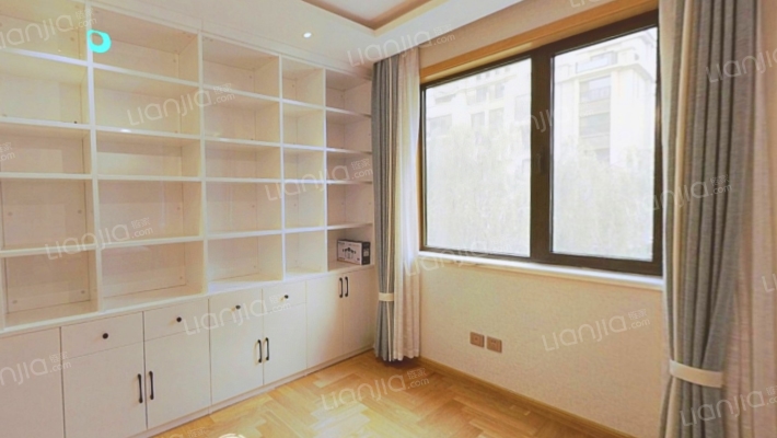 鸿坤洋房精装修　洋房三居　改善优选-卧室C