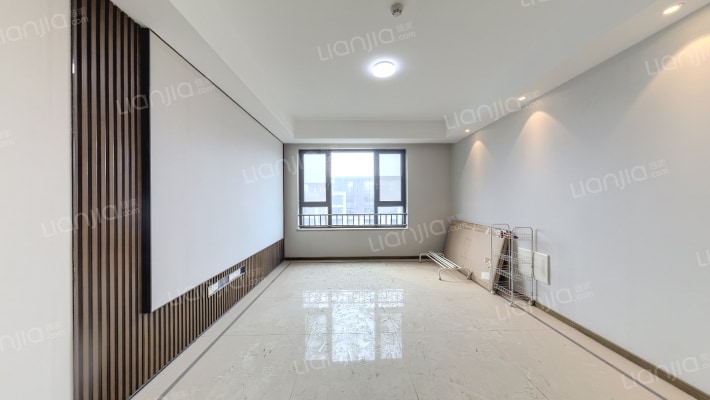 鹊华居二手房实景图