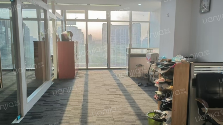 金昌国际金融中心二手房实景图