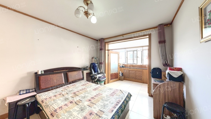 东缉虎营10号二手房实景图