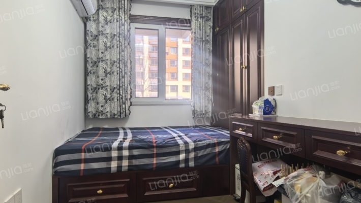 双语旁 美式精装洋房 一梯两户 南北通透格局-卧室B