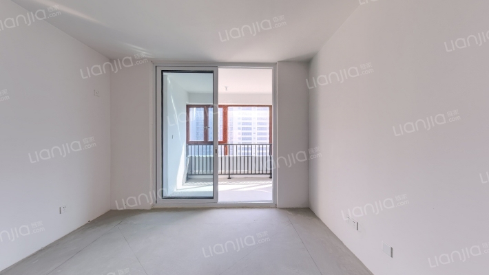 中洋金砖公寓二手房实景图