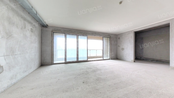 万瑞天际云墅二手房实景图