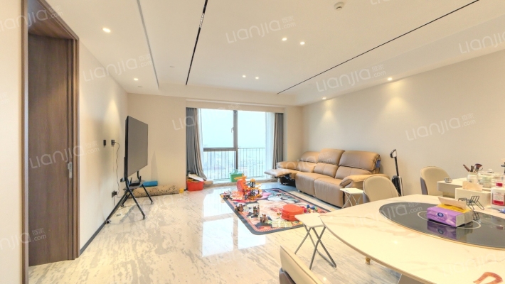 万科翡翠长江二手房实景图