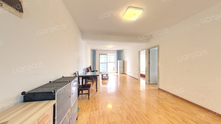 佳源巴黎都市(四期)二手房实景图