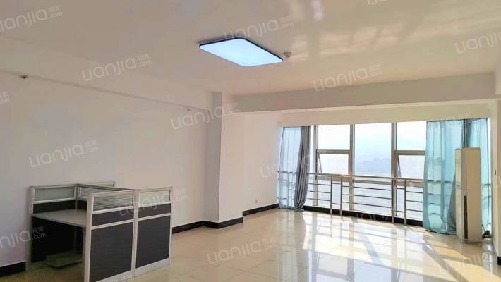 榕树街33号二手房实景图