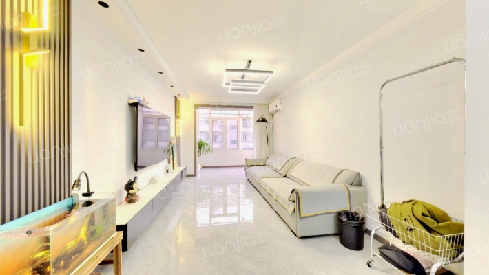 常泰里福乐园二手房实景图