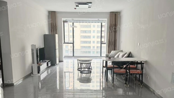 康桥新苑二手房实景图