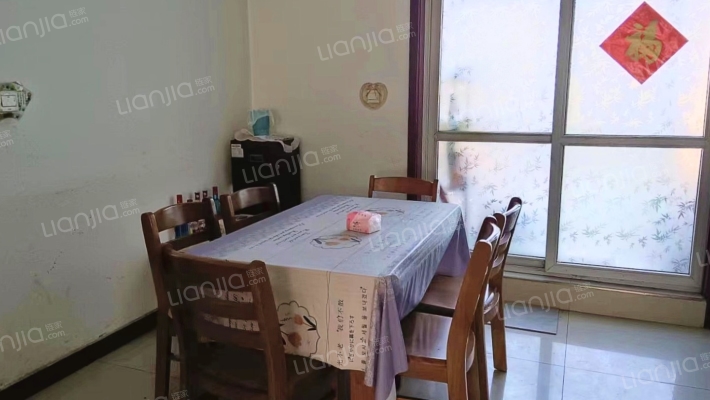 云景城，电梯洋房，房本满二，税费低，出行方便-餐厅